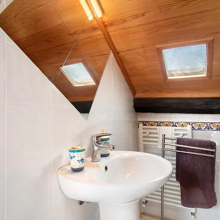 Casa Do Largo Holiday home Mendiga